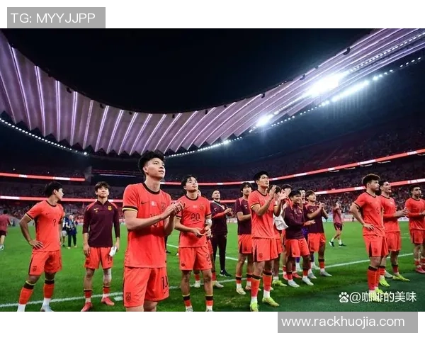 国足新星闪耀国际赛场助球队逆转取胜掀起全国球迷热议浪潮