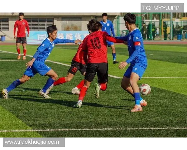 湘超足球联赛鏖战正酣各路劲旅奋勇争先掀起绿茵激情风暴